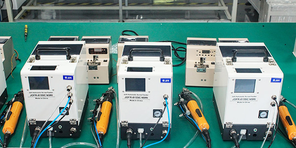 使用自動鎖螺絲機(jī)要注意哪些方面？堅(jiān)豐電子告知您