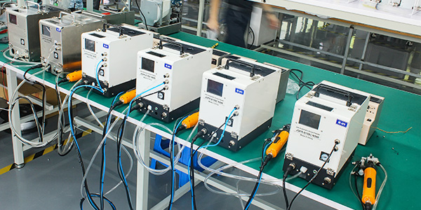 全自動鎖螺絲機(jī)廠家哪家好，選堅豐電子